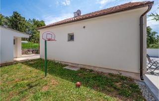 Gorgeous Home In Peroj With Wifi - Peroj - 2