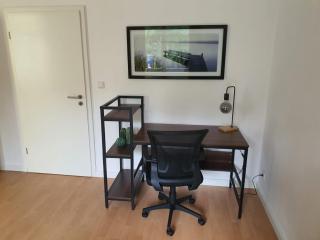 Spacious 70sqm apt in popular location - Düsseldorf - 4