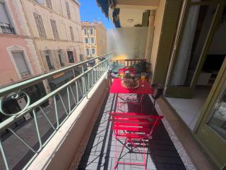 Idéal Congrès - 1 min Mer - WIFI - hyper - centre - Cannes - 6