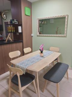 Nena Homestay Setia Alam, Air Conditioned, High Speed Internet - Shah Alam - 6