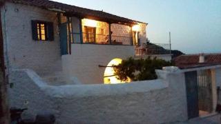 Lovely traditionnal house with sea view - Tyros - 2