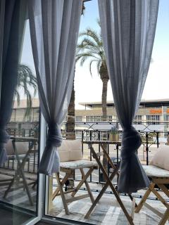Centrally Located Spacious Private Apartment BuenaVista in Grao with Rooftop - Grao de Castellón - 0
