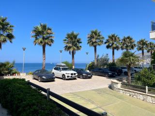 GeNi apartments White residence - 1