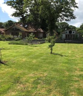 2 Double Bed Ensuite - Rural Contemporary Oak Home - 3