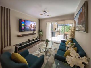 Silvia's New Spacious Patio Pad - 1