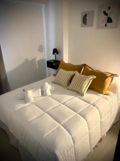 Adolfo - Central Point Apartments - 3