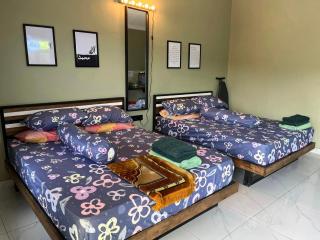 Rumah Armand Studio Family with Swimming Pool Pengkalan Balak Tg Bidara Masjid Tanah Melaka - - 4