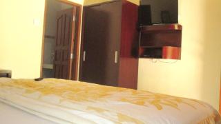 Adus Beach Inn - Legian - 1