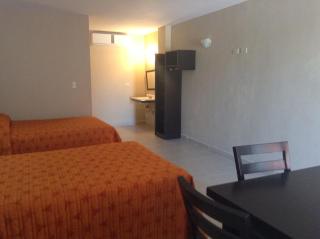 Los Jitos Hotel & Suites - San Carlos - 9
