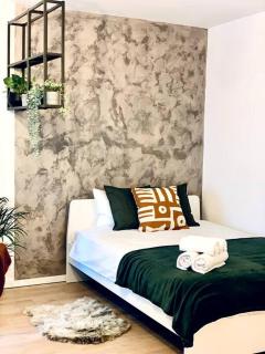Heart of the city - Modern studio with balcony - Bucarest - 5