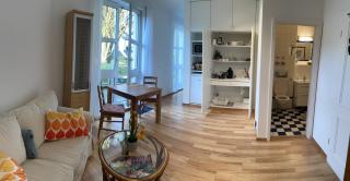Privates Apartment mit Bad, Küche, Sofa & Balkon - Frankfurt am Main - 6