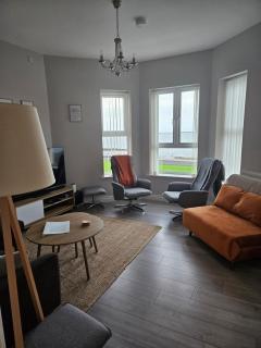 Saltwater Edge Apartment - Portrush - 9