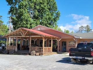 Bay Springs Country Inn & Marina - Centre - 2