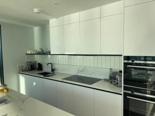 Seaside Luxury Retreat - 6