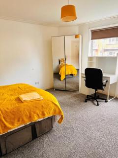 Private Room close to Leeds University and City centre - 1