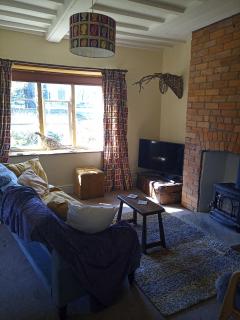 Characterful stone cottage in Uffington - - 4