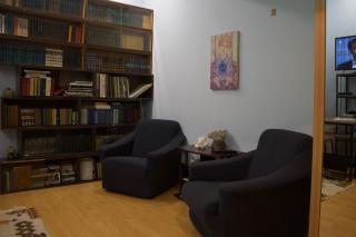 Welhome to a city centre Cozy and Comfy For leisure and Work No go through No other guests Just one host who you can ghost - 3