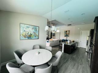 Newly built Villa Ballerina with heated pool and incredible view into beautiful Arrowheadcanal - Cape Coral - 9