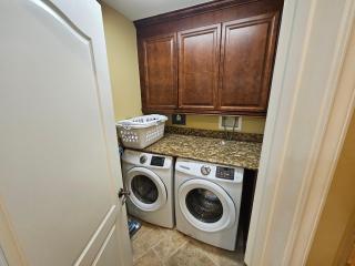 Bella Riva 409 4 bedroom Beachfront Beach set up included - 5