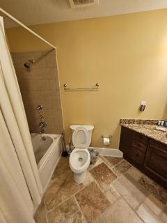 Bella Riva 409 4 bedroom Beachfront Beach set up included - 1