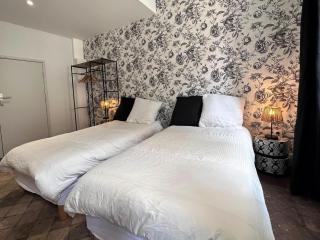 Studio de charme 30m², centre historique de Moulins, 2 lits jumelables, tout équipé, proche commodités - FR-1-489-472 - 8