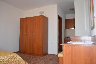 Hotel Genada - 8