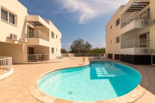 Lovely Bedroom in shared apartment Oroklini - 5
