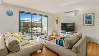 Island Holidayze - Cowes - 9