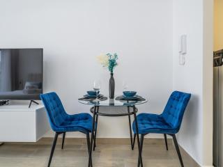 Incredible Studio in Bloom Heights - JVC - Dubai - 8