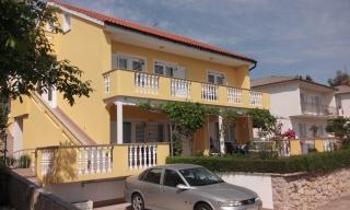 Apartment and room Hudoletnjak - Šilo - 9
