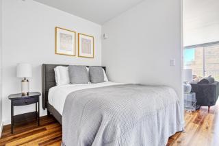 Bellevue Studio w Gym WD nr Spring District SEA-152 - 3