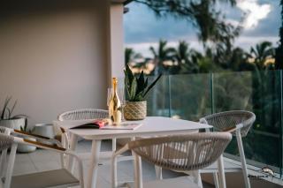 Black Marlin Apartments - 9