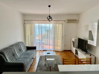 Lastva look - Tivat - 0