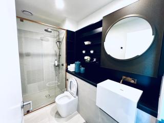 Luxury Indoor Pool, Jacuzzi, Sauna and Steam - Melbourne - 7