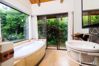 Leopard Walk Lodge - Hluhluwe - 5