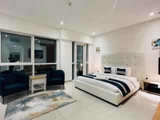 High Floor with city skyline & Burj khalifa view 3 bedroom unit marina - Dubai - 0