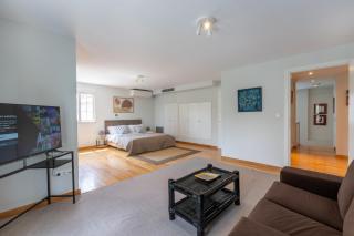 Luxury 3-Bedroom House in Central Glyfada - Athens - 8