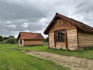 Domki wędkarskie nad Stawami Pirania - Zagórz - 8