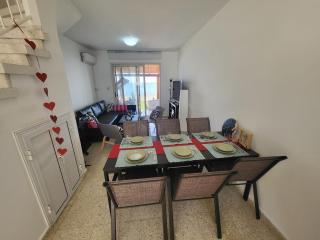 Mattis Seafront Beachhouse - 8