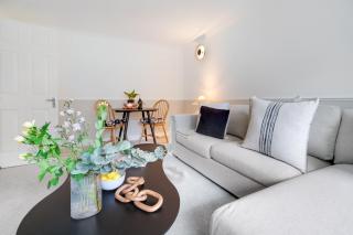 Modern 1 bed-Nr Warner Bros-Parking-Garden - Watford - 8