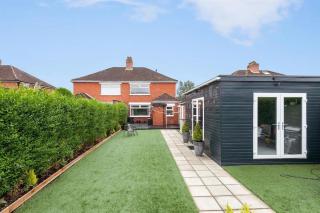 Modern home 10 mins to Belfast City - 4