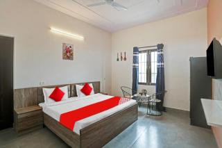 Hotel O Sehgal Farms - - 5