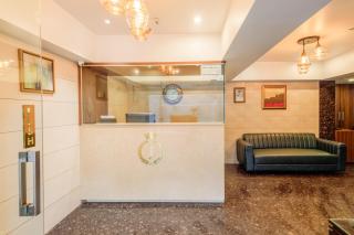 J Hotel and Banquets - Mumbai - 9
