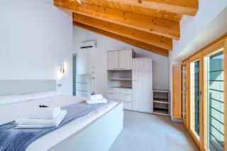 Ca' Bianca loft near Gardaland - Peschiera del Garda - 3