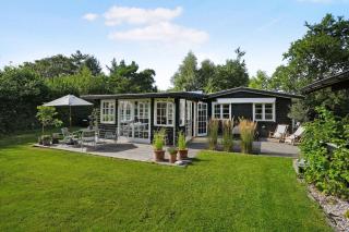 Charming Holiday Home Close To A Beautiful Beach - Liseleje - 0