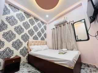 The Bella Guesthouse - 7