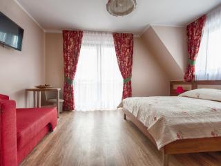 Pod Lipą 2 - 9
