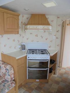 Sealands : Atlas SL:- 6 Berth, Access to the beach, Close to site entrance - Ingoldmells - 4