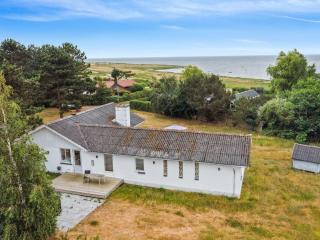 Holiday Home Janna - 75m from the sea by Interhome - Gørlev - 0