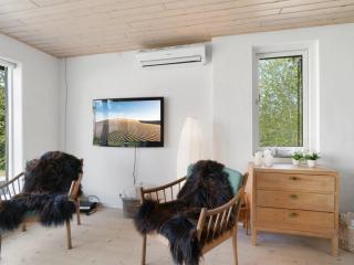 Holiday Home Lenaya - 1km from the sea by Interhome - Ebeltoft - 3